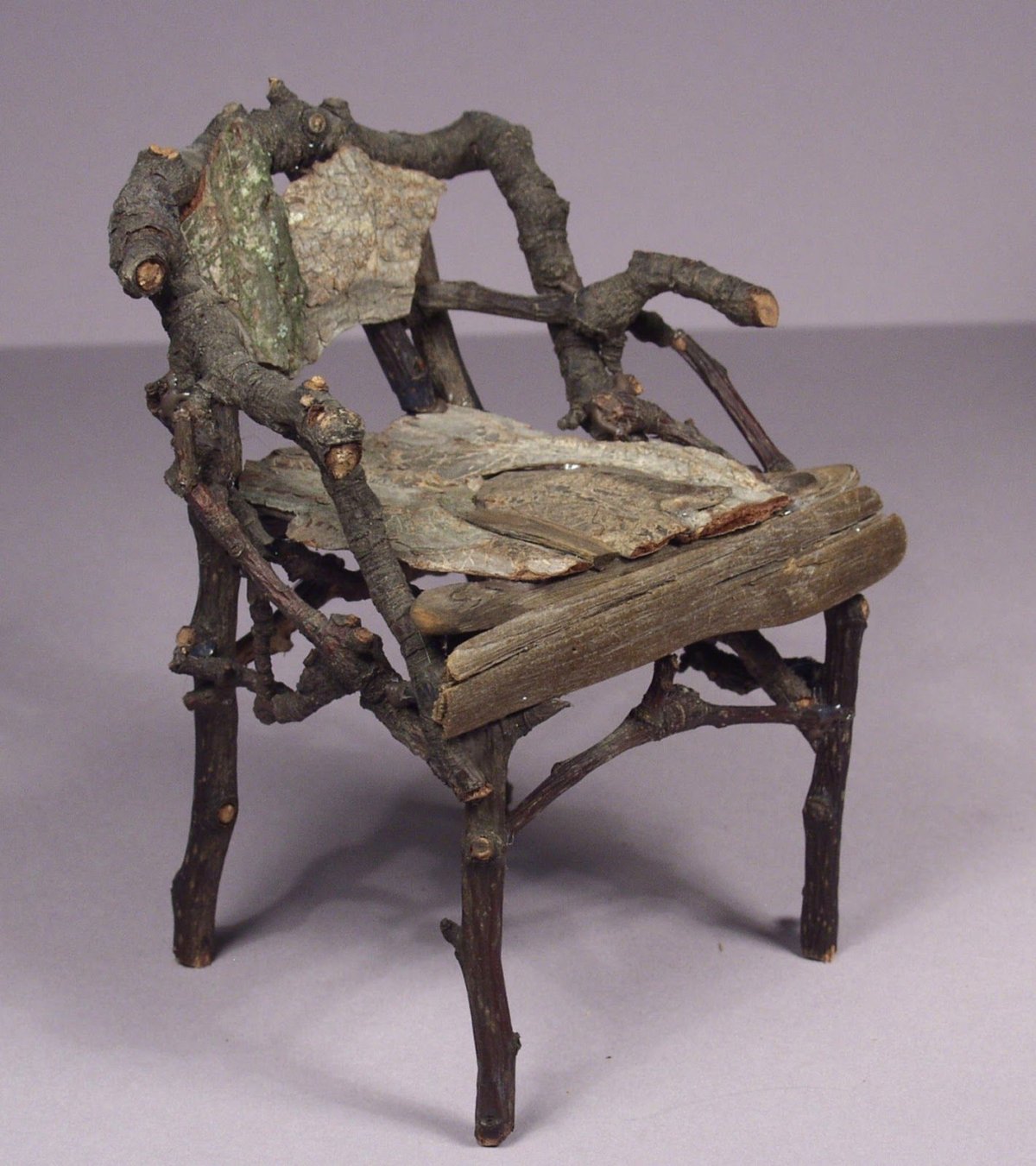 Стул из веток