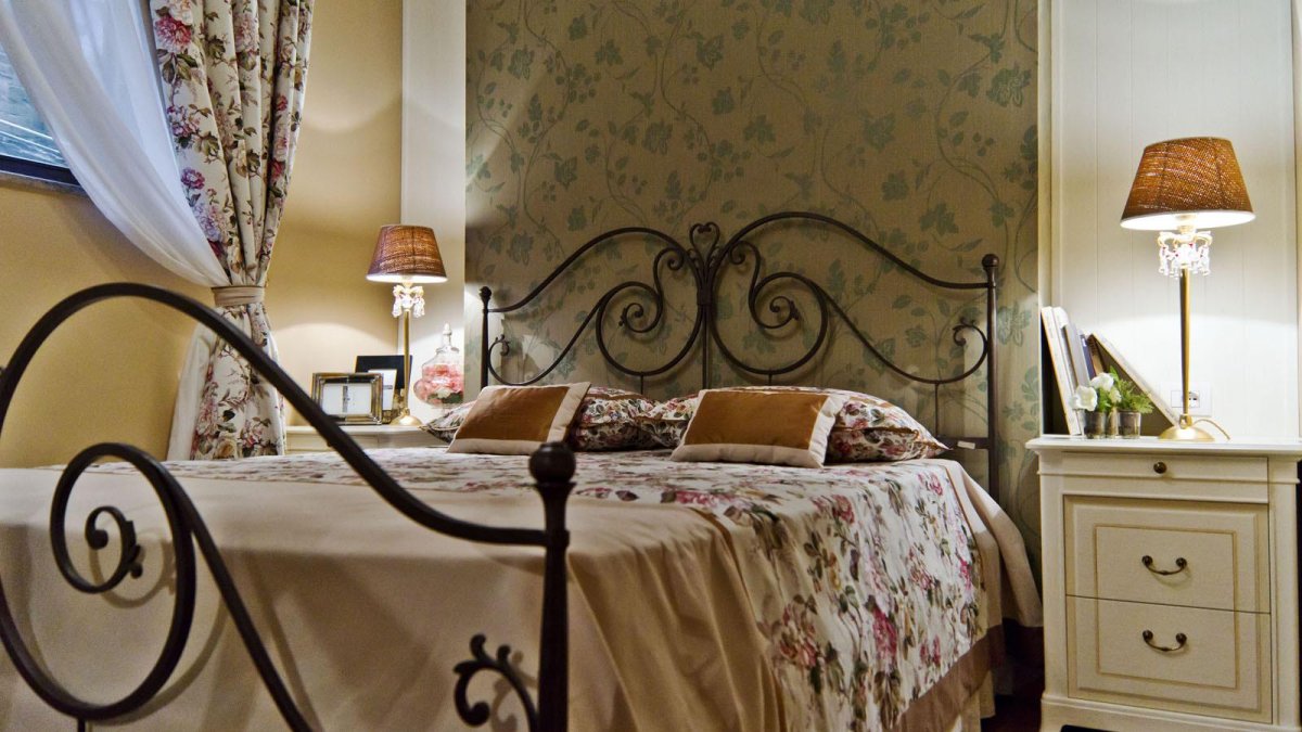 Спальня в стиле итальянского Прованса