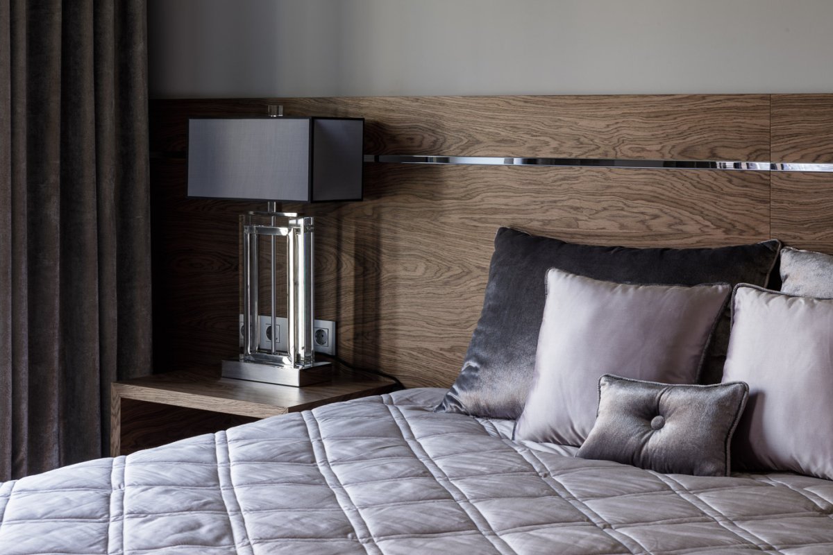 Латунные пороги для пола