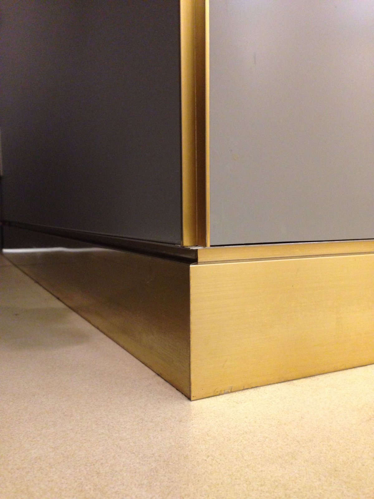 Полоса латунная полированная 40х5