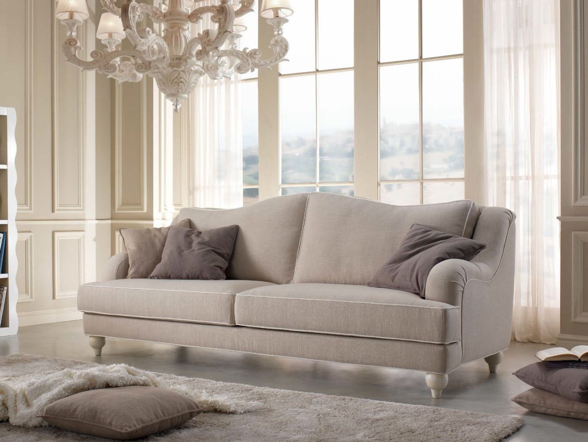 Угловой диван в неоклассическом стиле