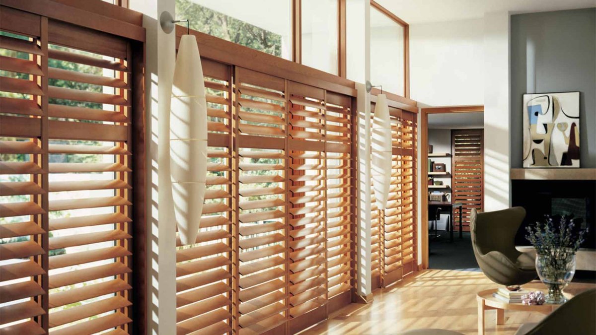 Клумбы подвесные на веранде и мансарде