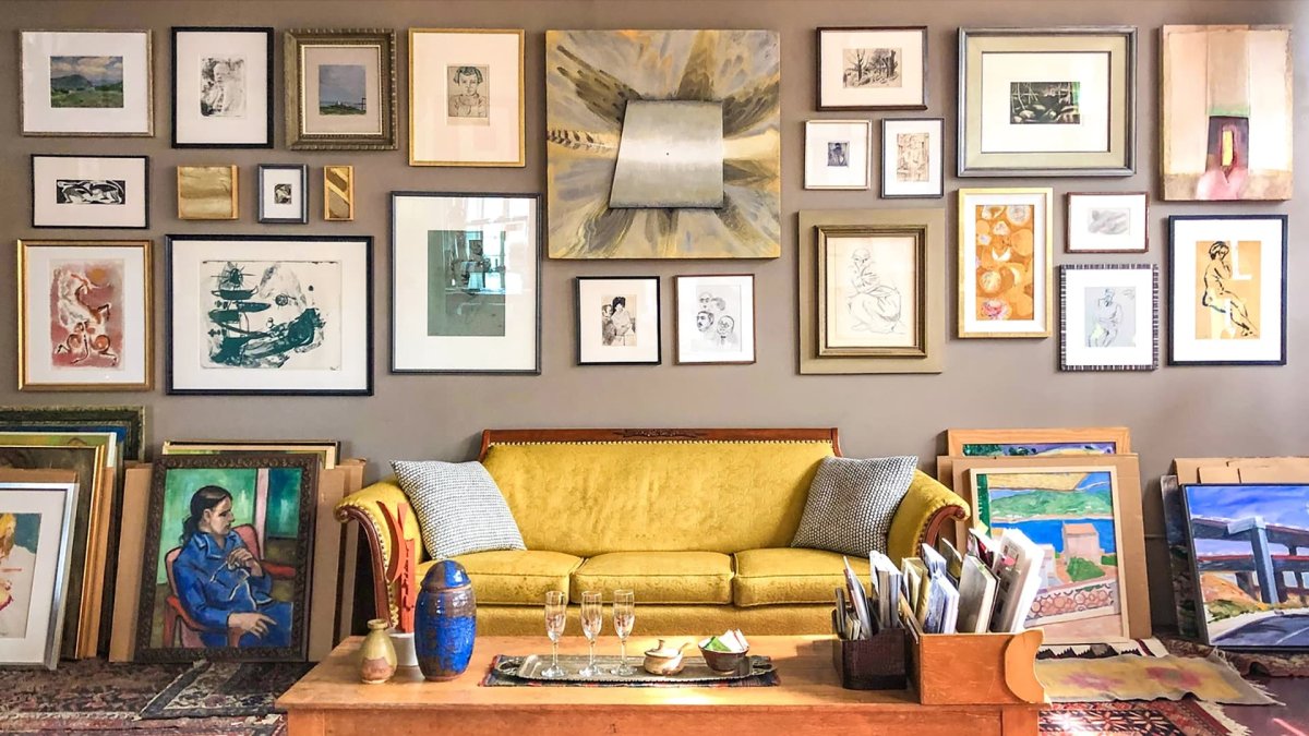 Рамка на стене