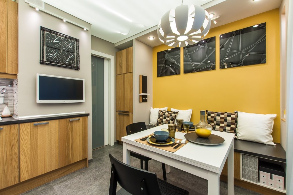 Телевизор в кухне гостиной