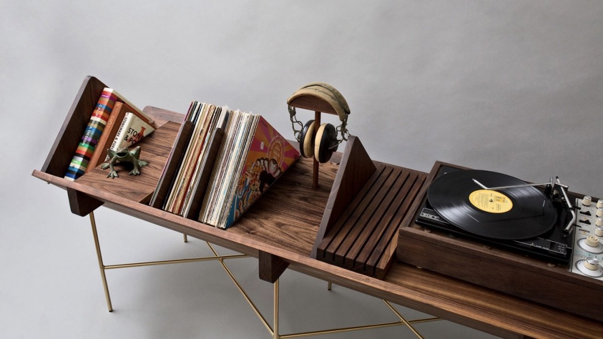 Полка для пластинок