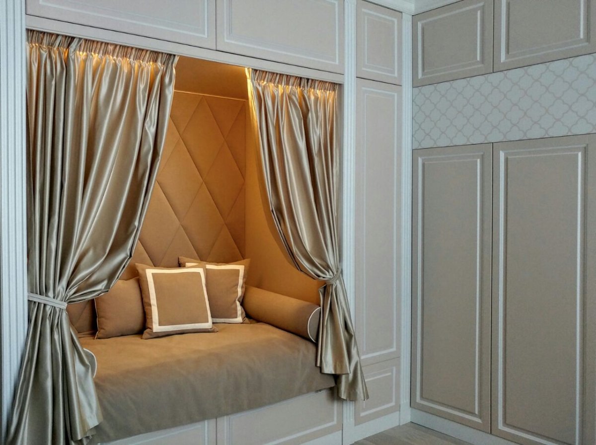 Шторы для потолочного карниза в спальню