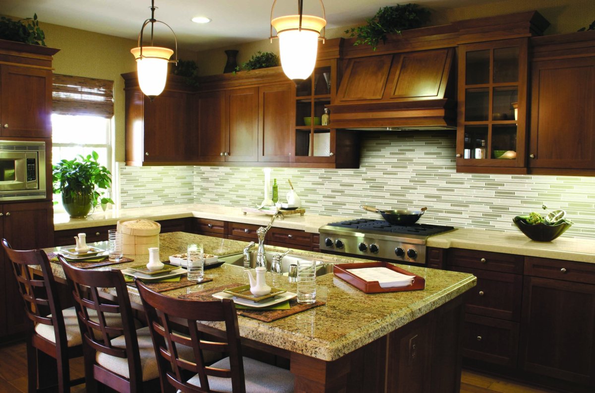 Оранжевые стен6ы на кухни