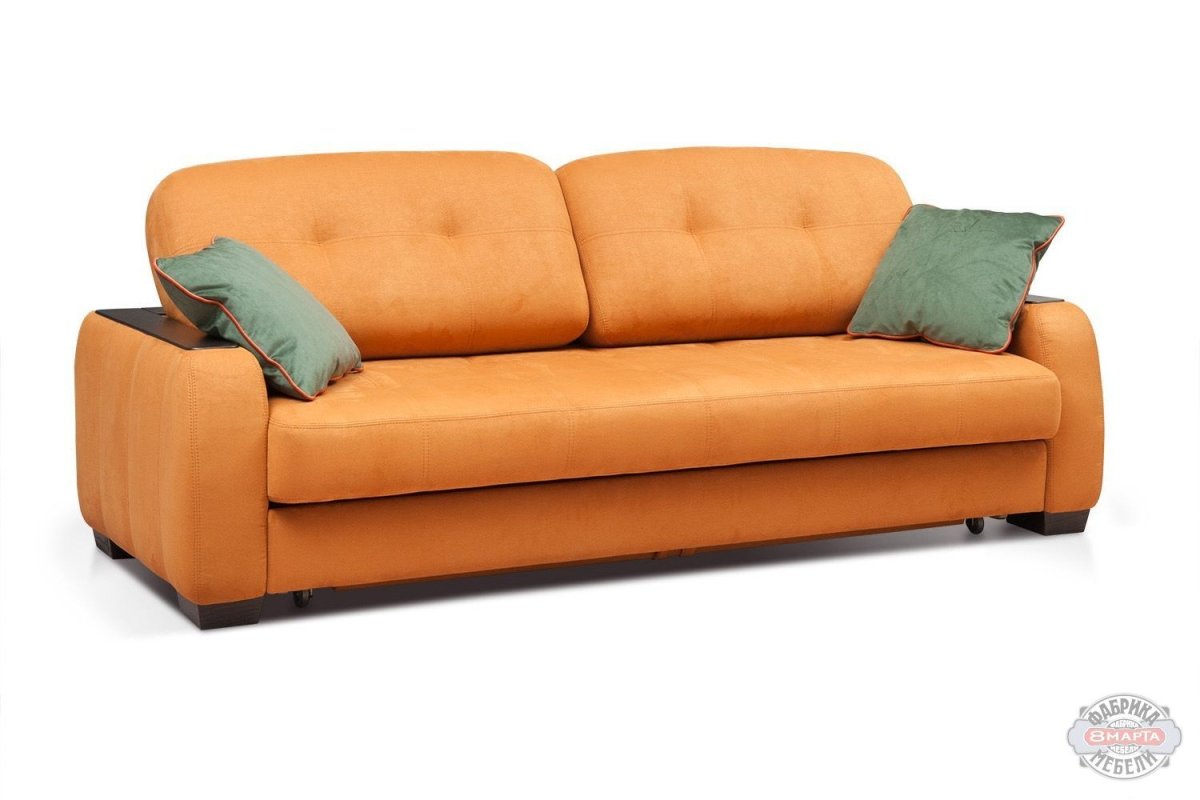 Гостиная с оранжевым диваном