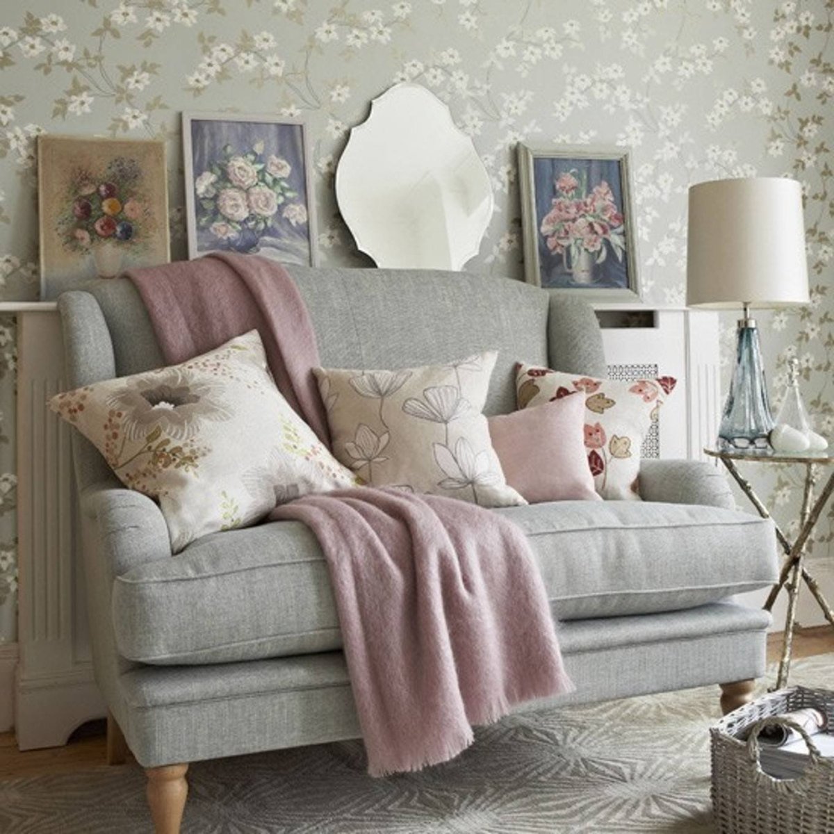 Гостиная в бронзовых тонах