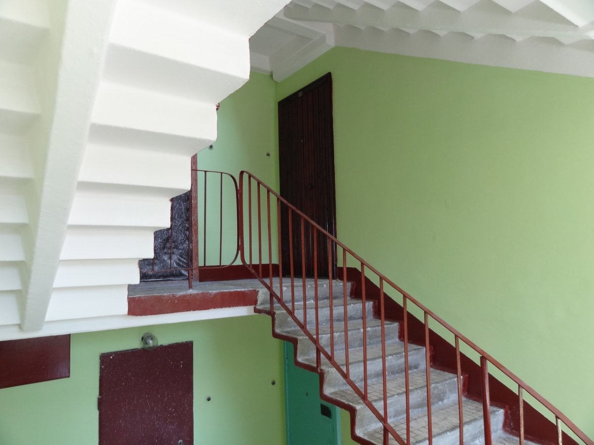 Лестница в подъезде