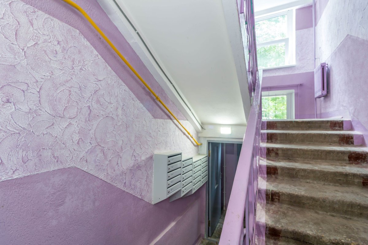 Красивый подъезд