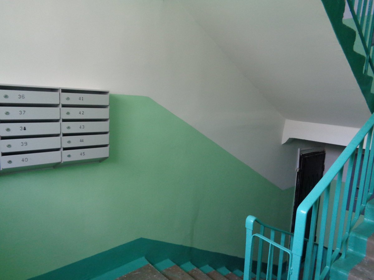 Побелка лестничной площадки