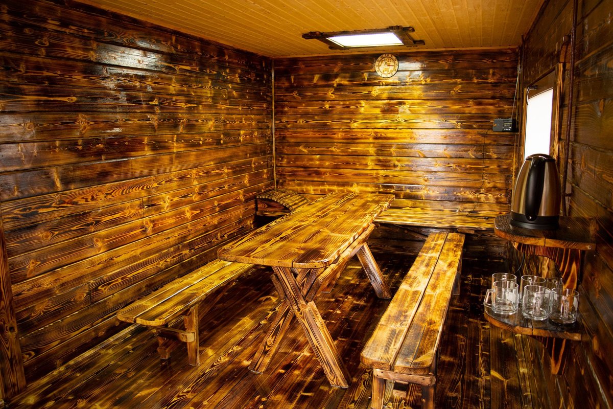 Состаренное дерево в интерьере