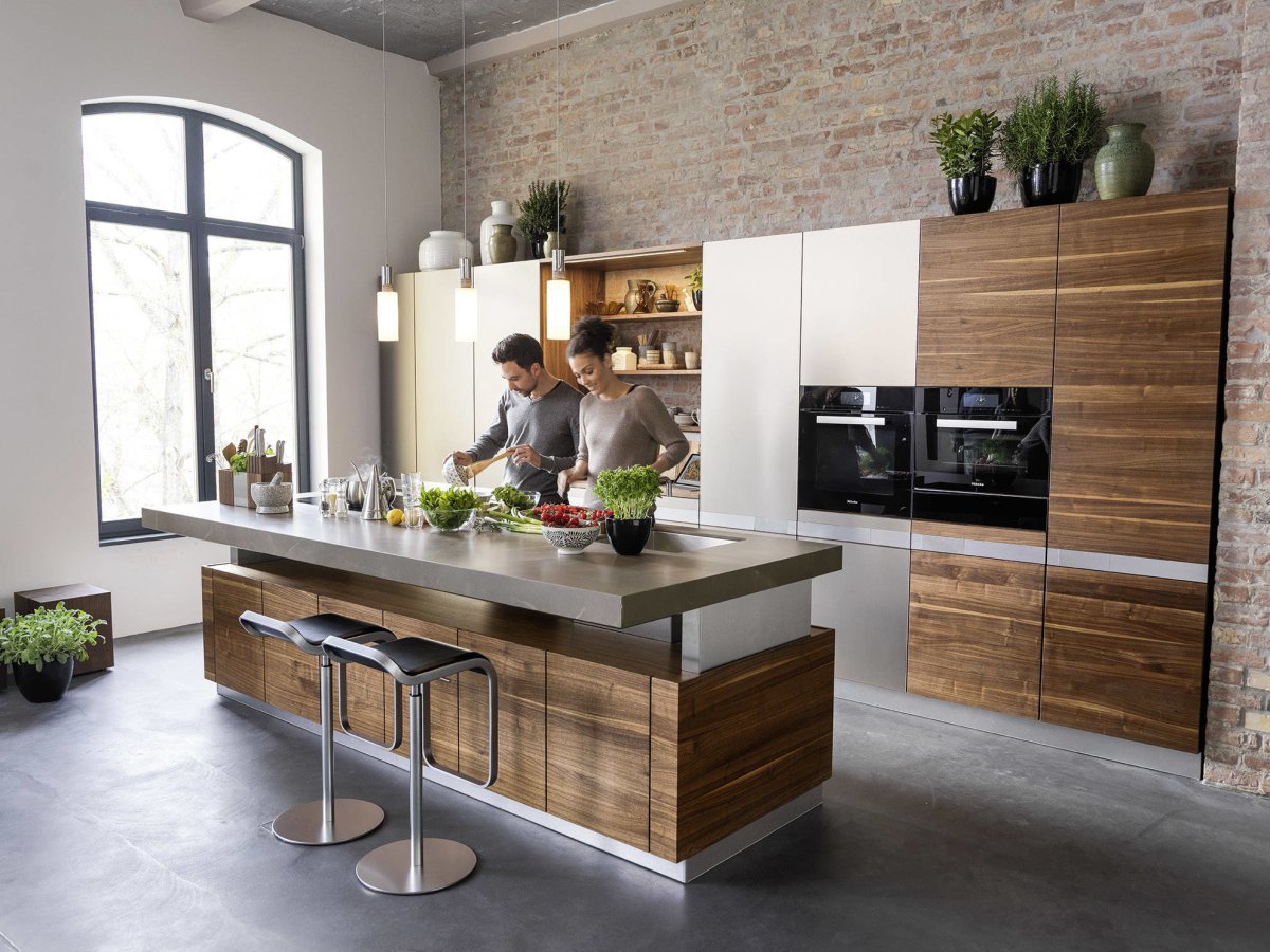 Кухня дерево современная