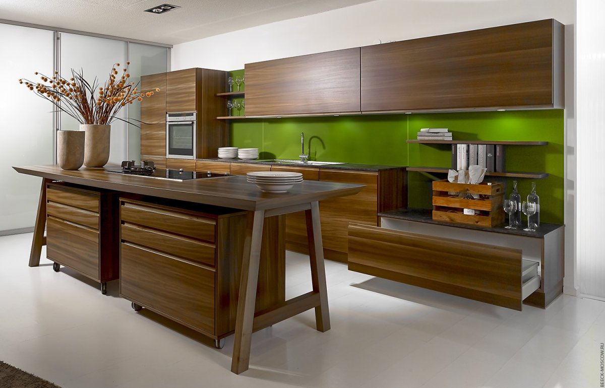 Кухонный остров из дерева