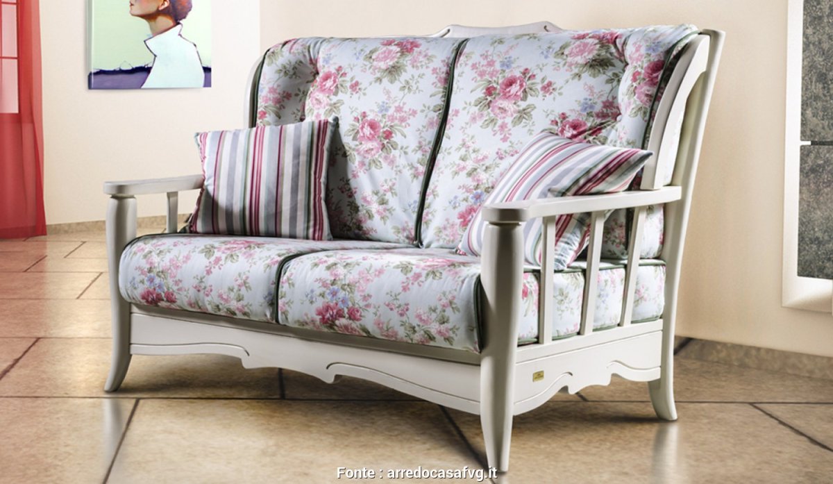 Мини диванчик в стиле Прованс