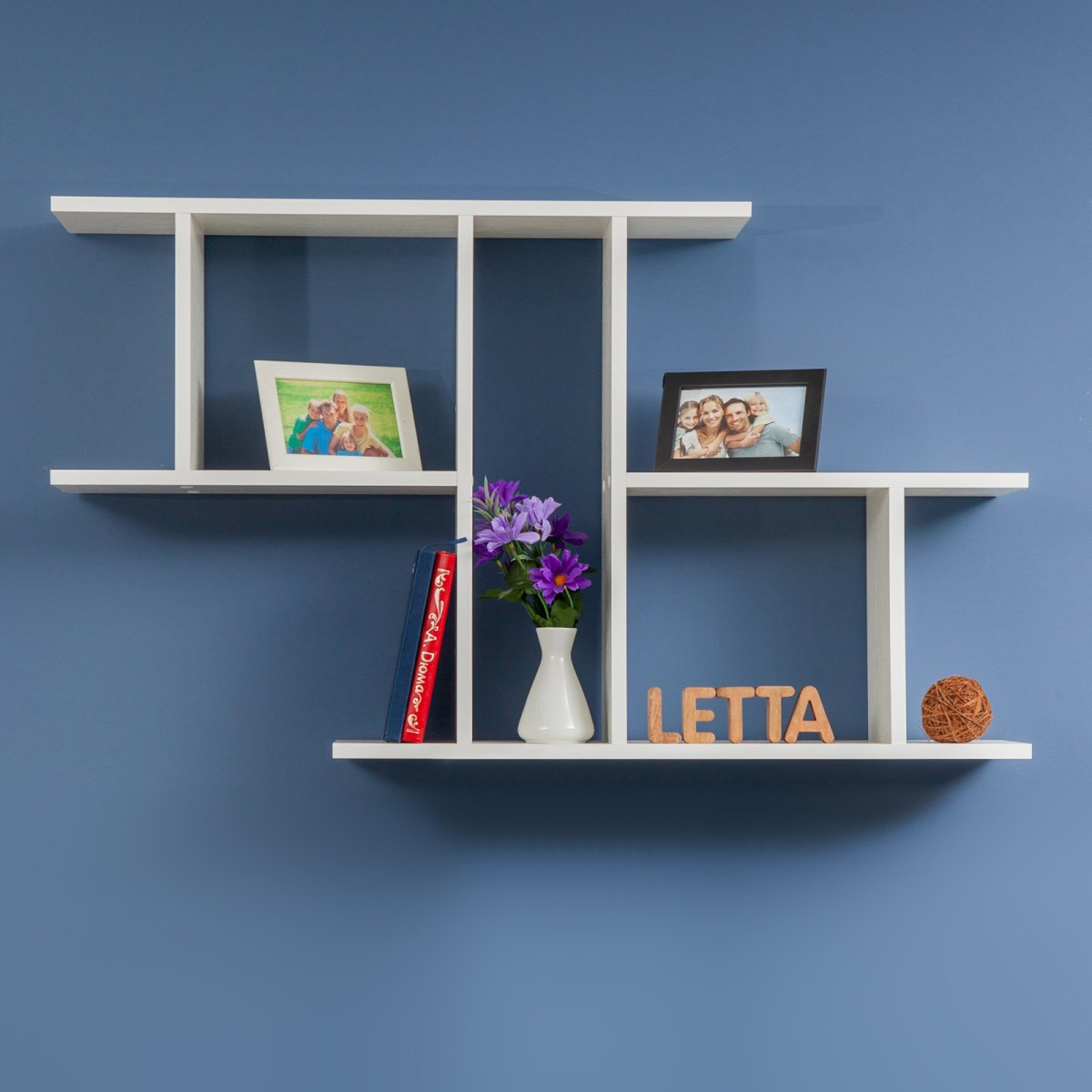 Полочки для детской комнаты