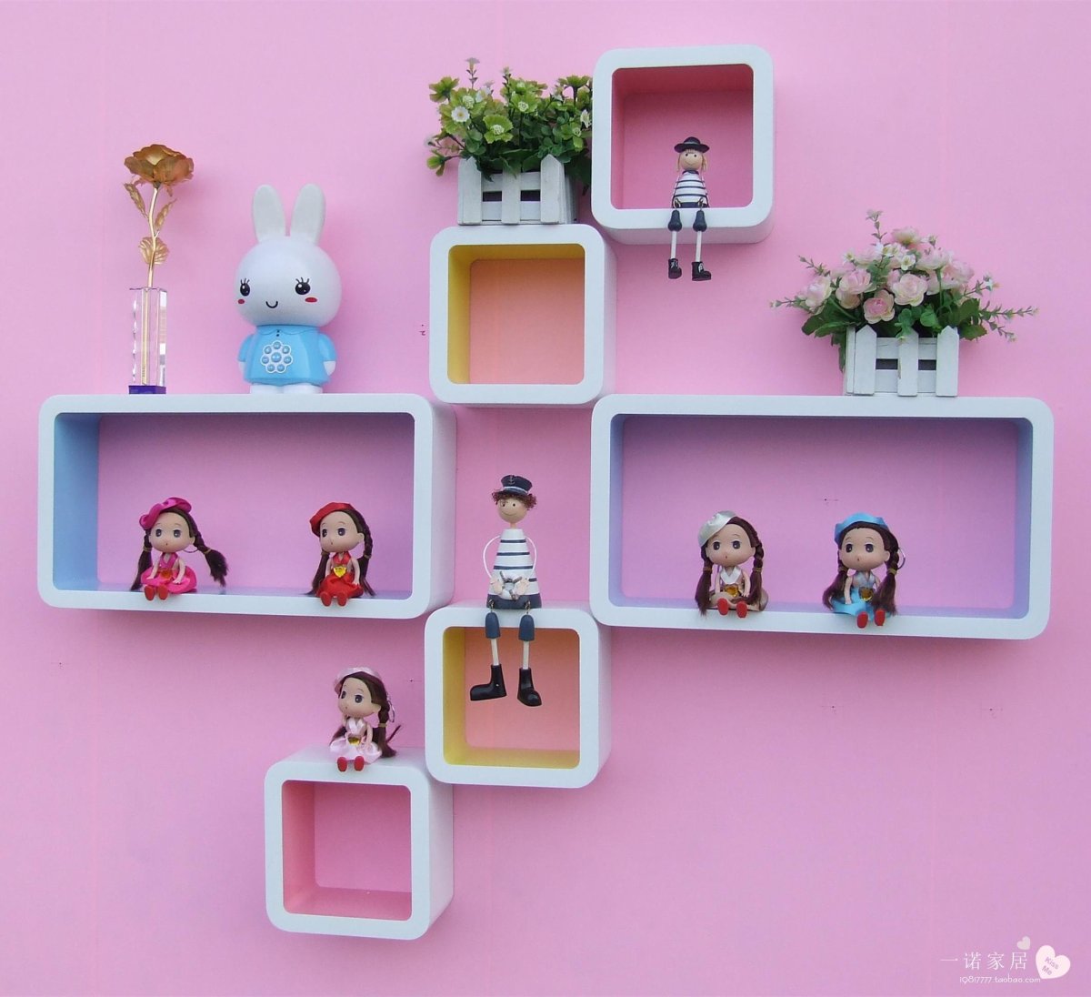 Книжные полки тройные