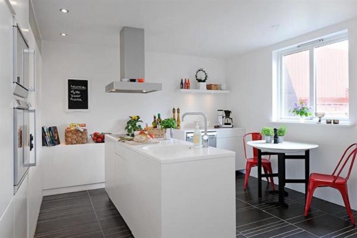 Кухня без навесных шкафов