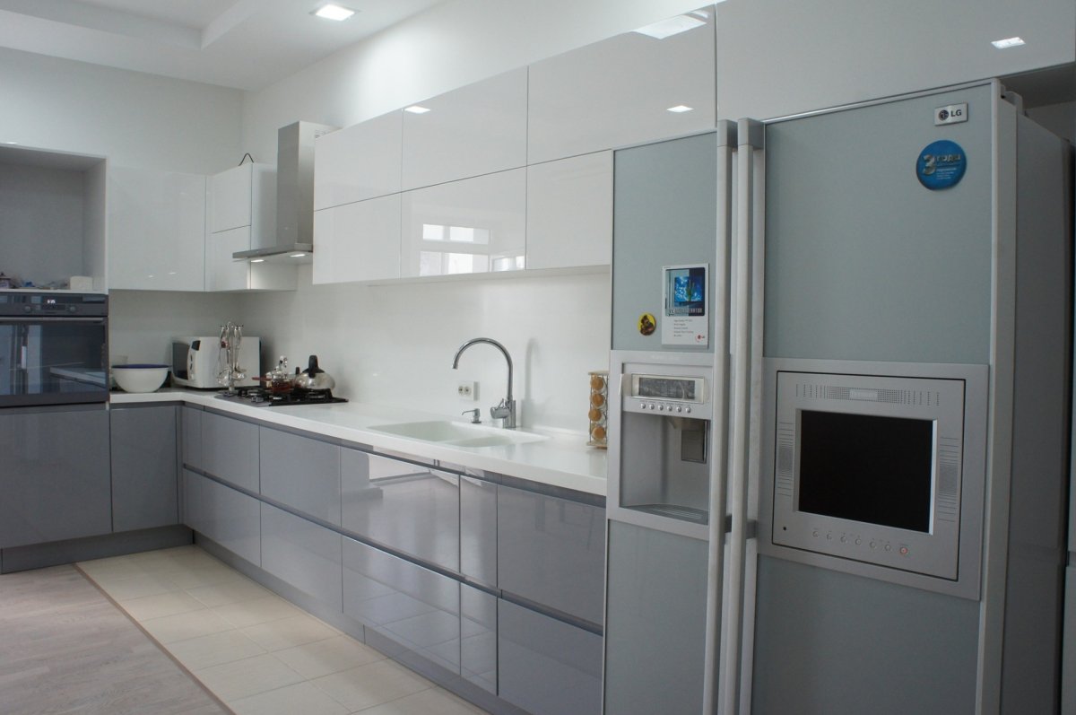 Современный кухонный интерьер