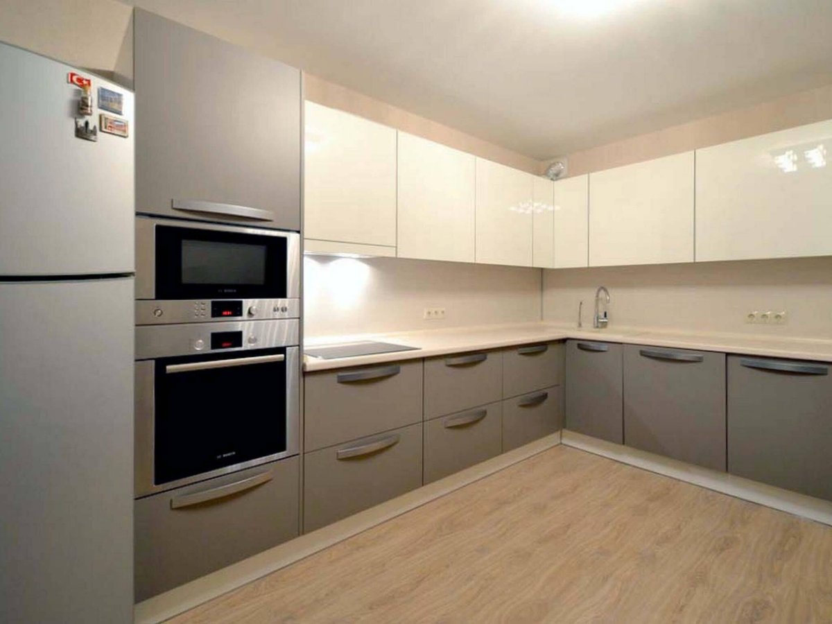 Кухни с интегрированными ручками эмаль