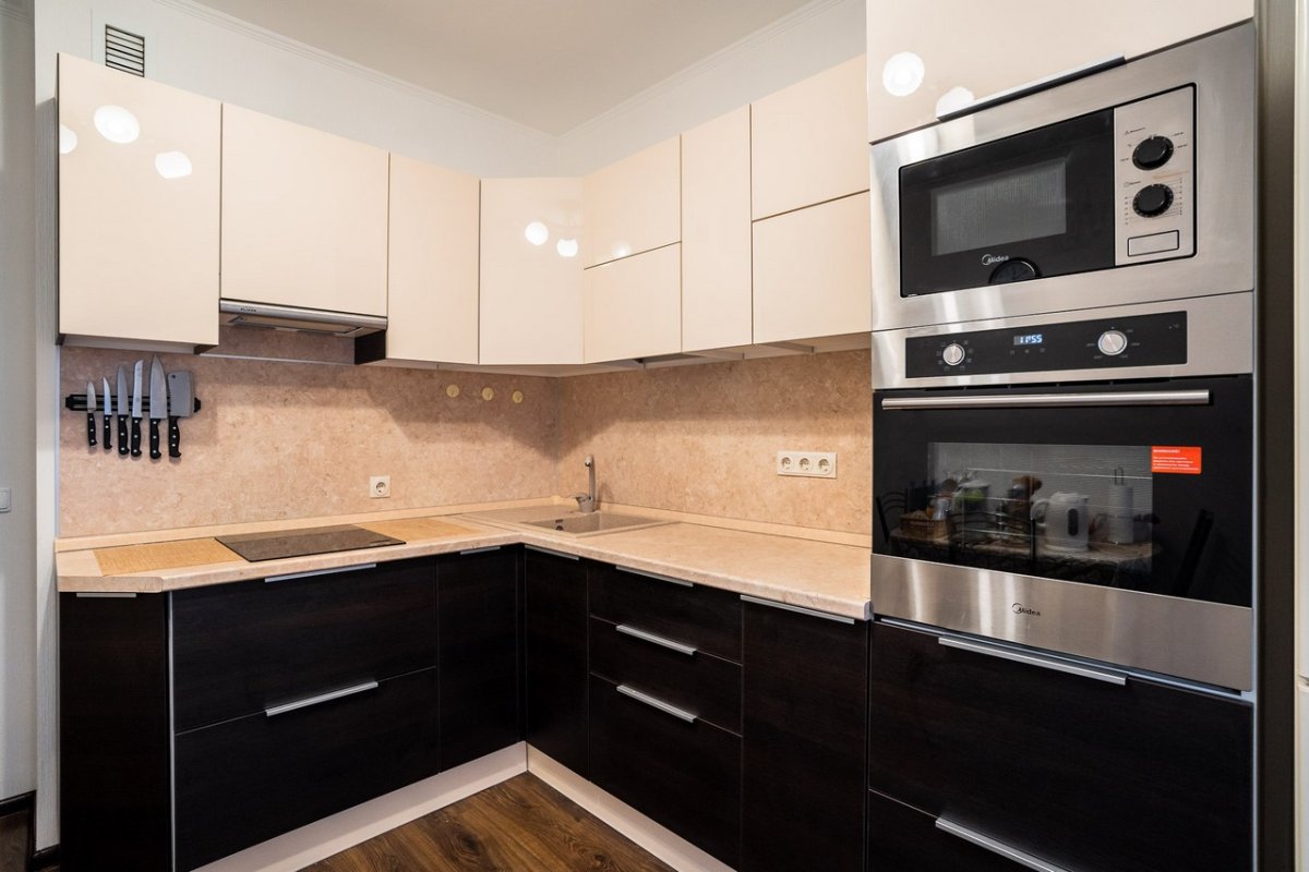 Кухня белый глянец gola