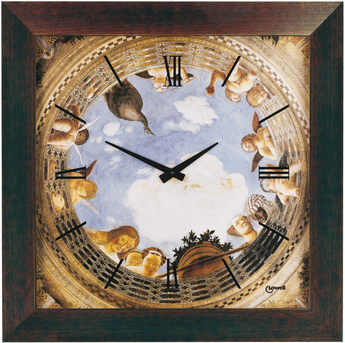 Декор стены с часами