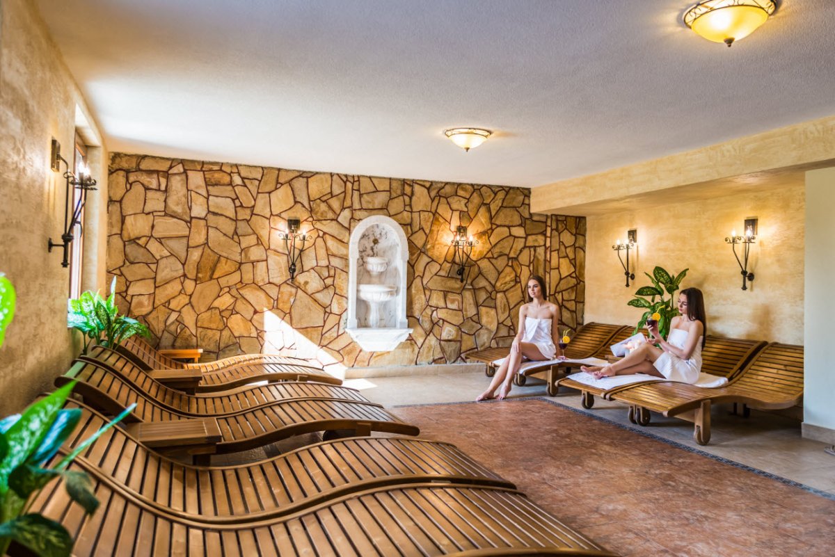 Массажный салон декор