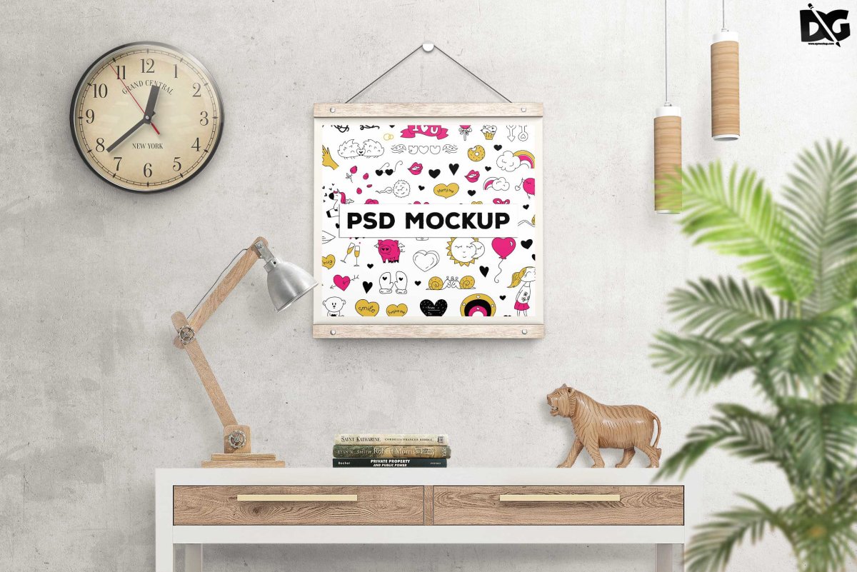 Мокап картина над столом