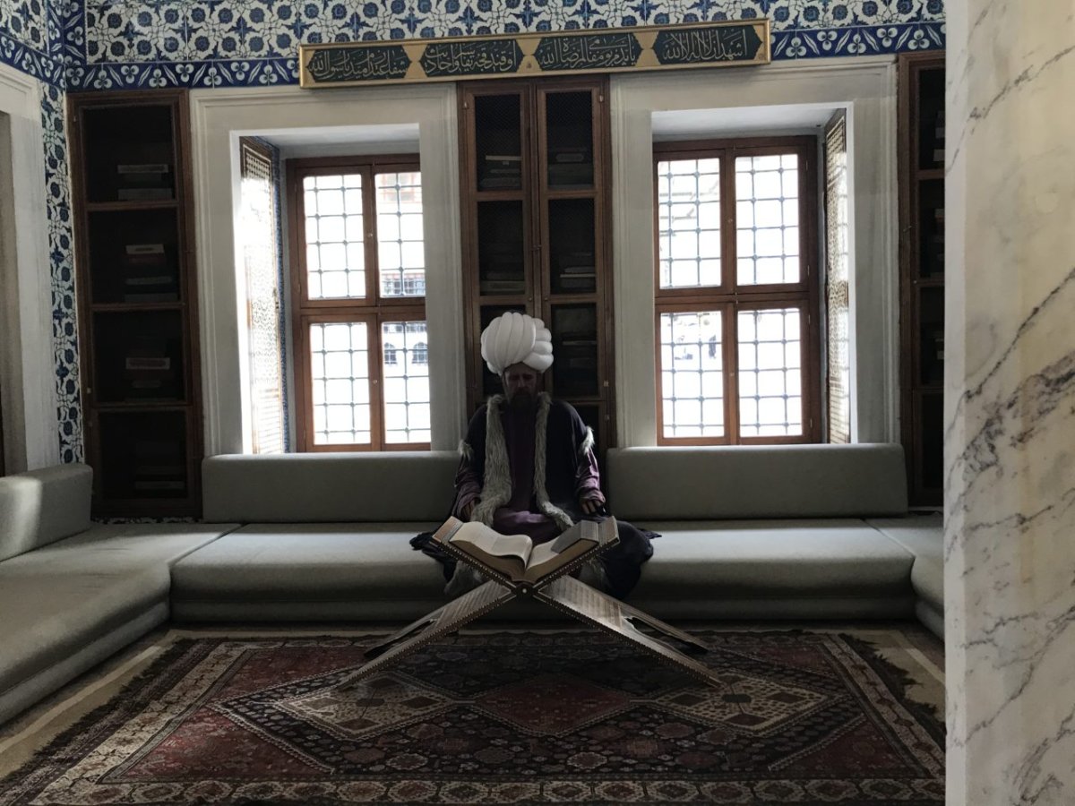 Стамбул трон Султана Сулеймана Топкапы