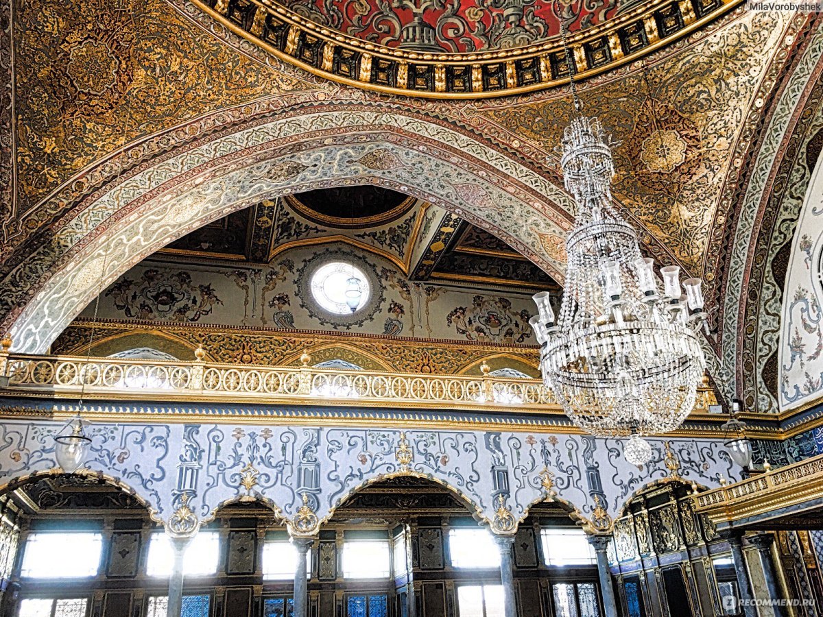 Стамбул дворец Топкапы трон