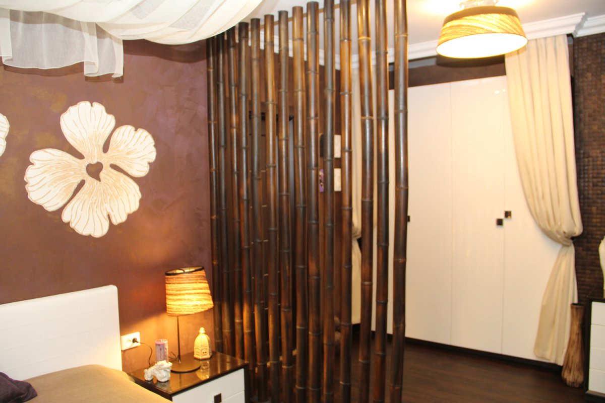 Отделка стен бамбуком