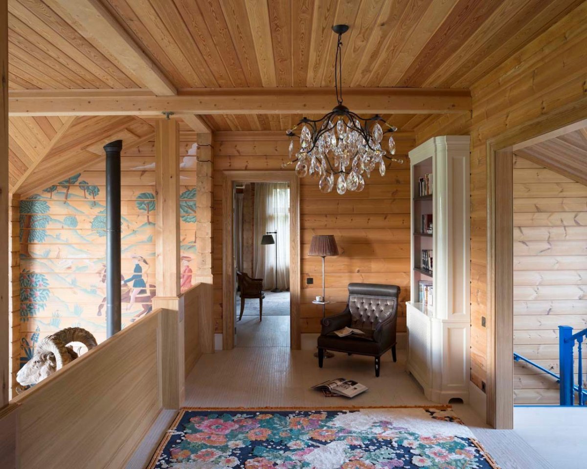 Интерьер деревянного дома