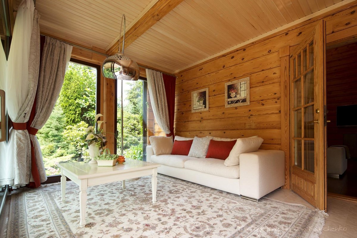 Дачный дом внутри