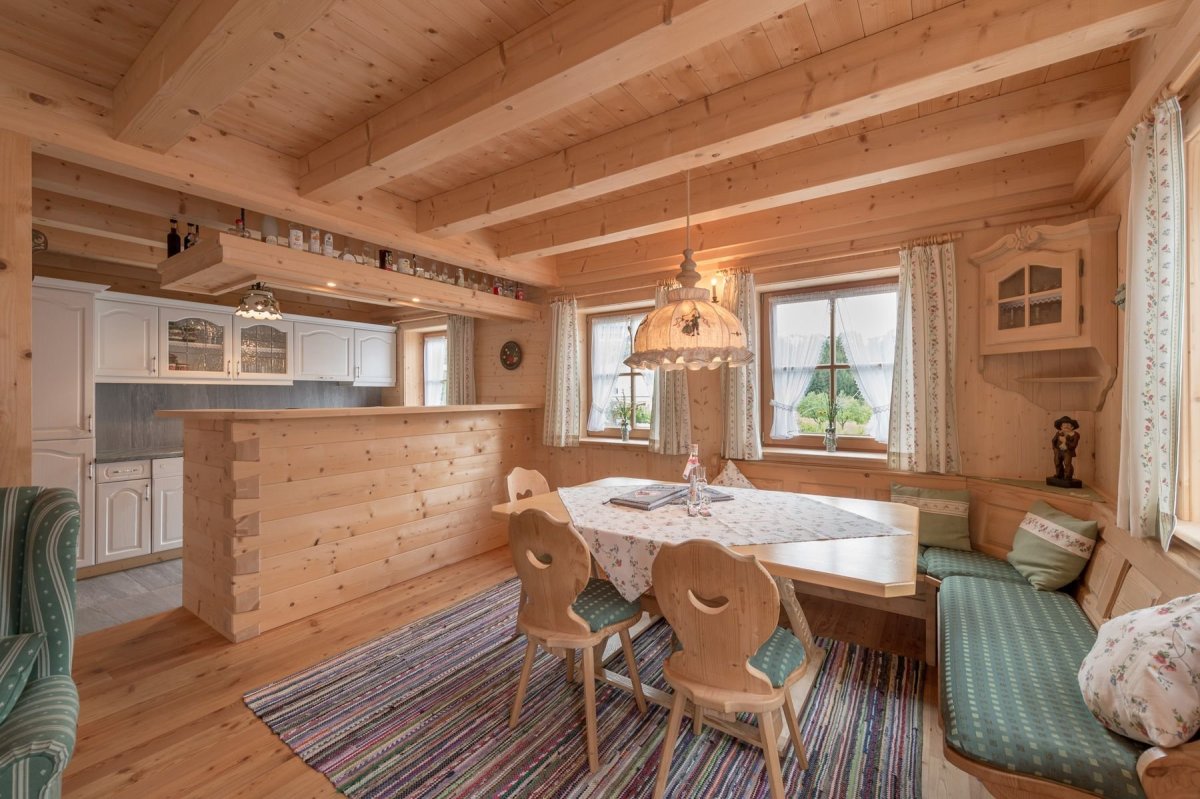 Дом из клееного бруса в стиле Кантри