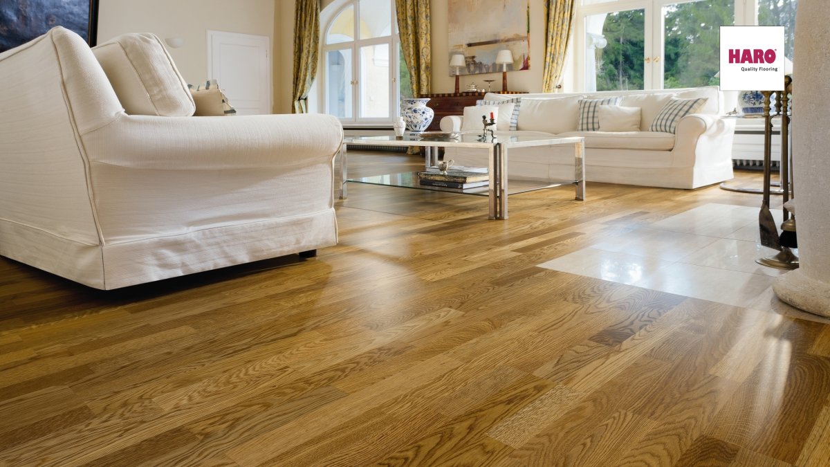 Паркет в интерьере гостиной