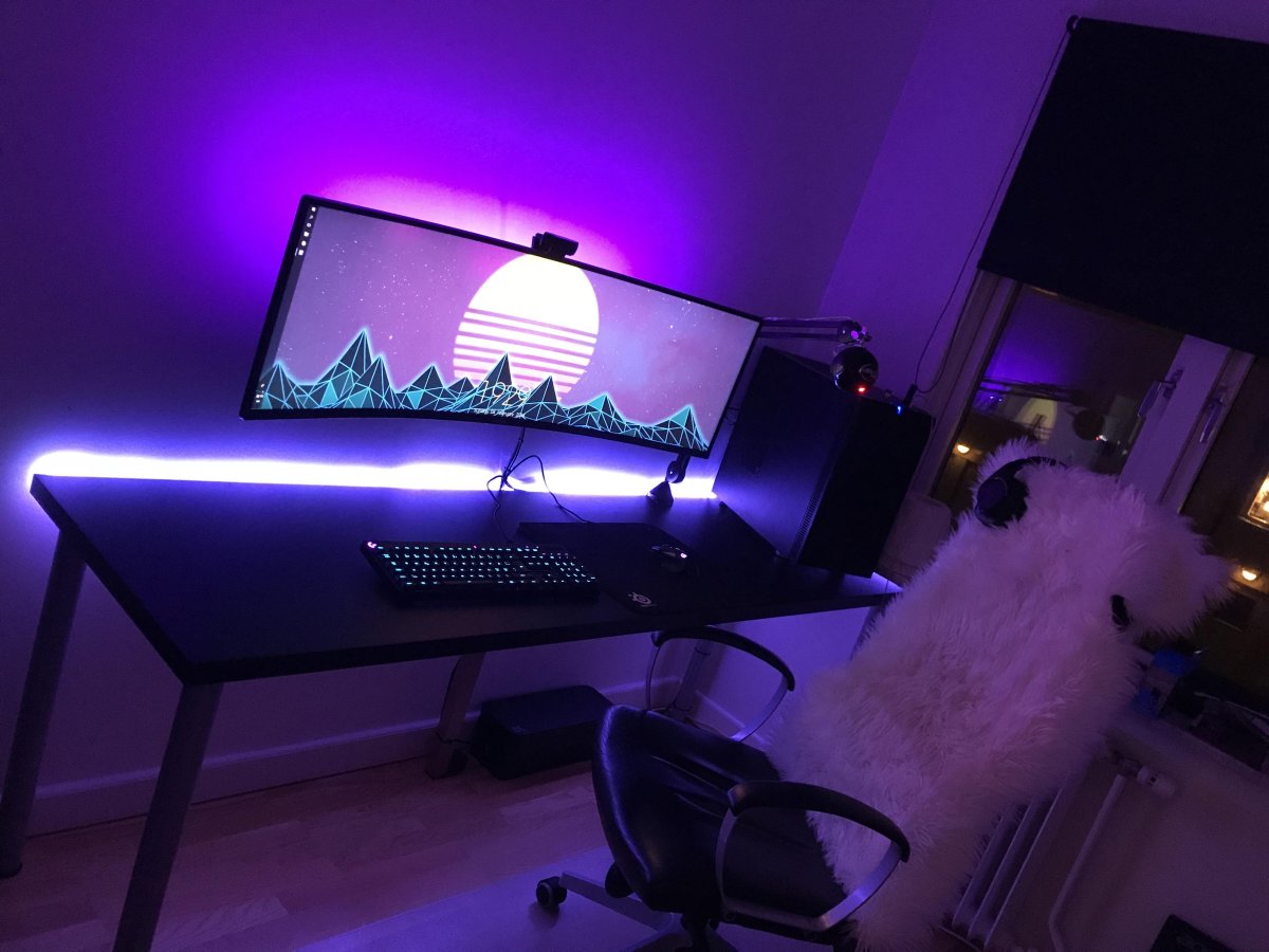 Комната геймера с подсветкой