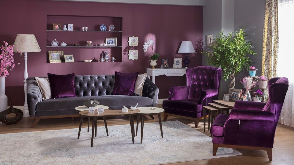 Винный цвет в интерьере гостиной