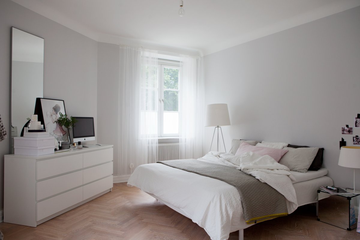 Черно белая спальня икеа