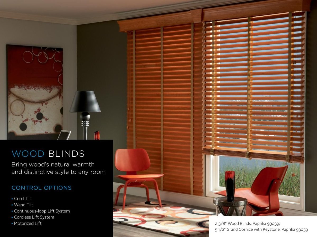 Жалюзи под дерево в гостиной