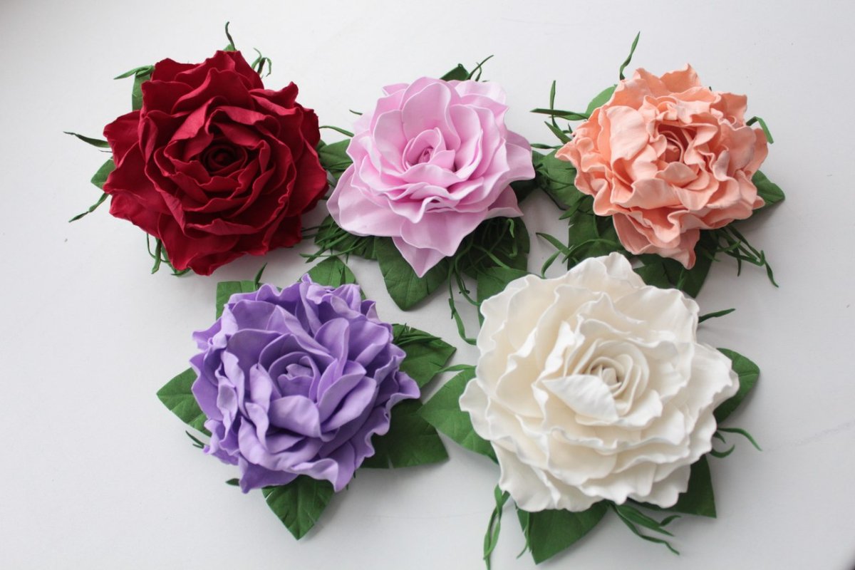 Композиции из бумажных цветов