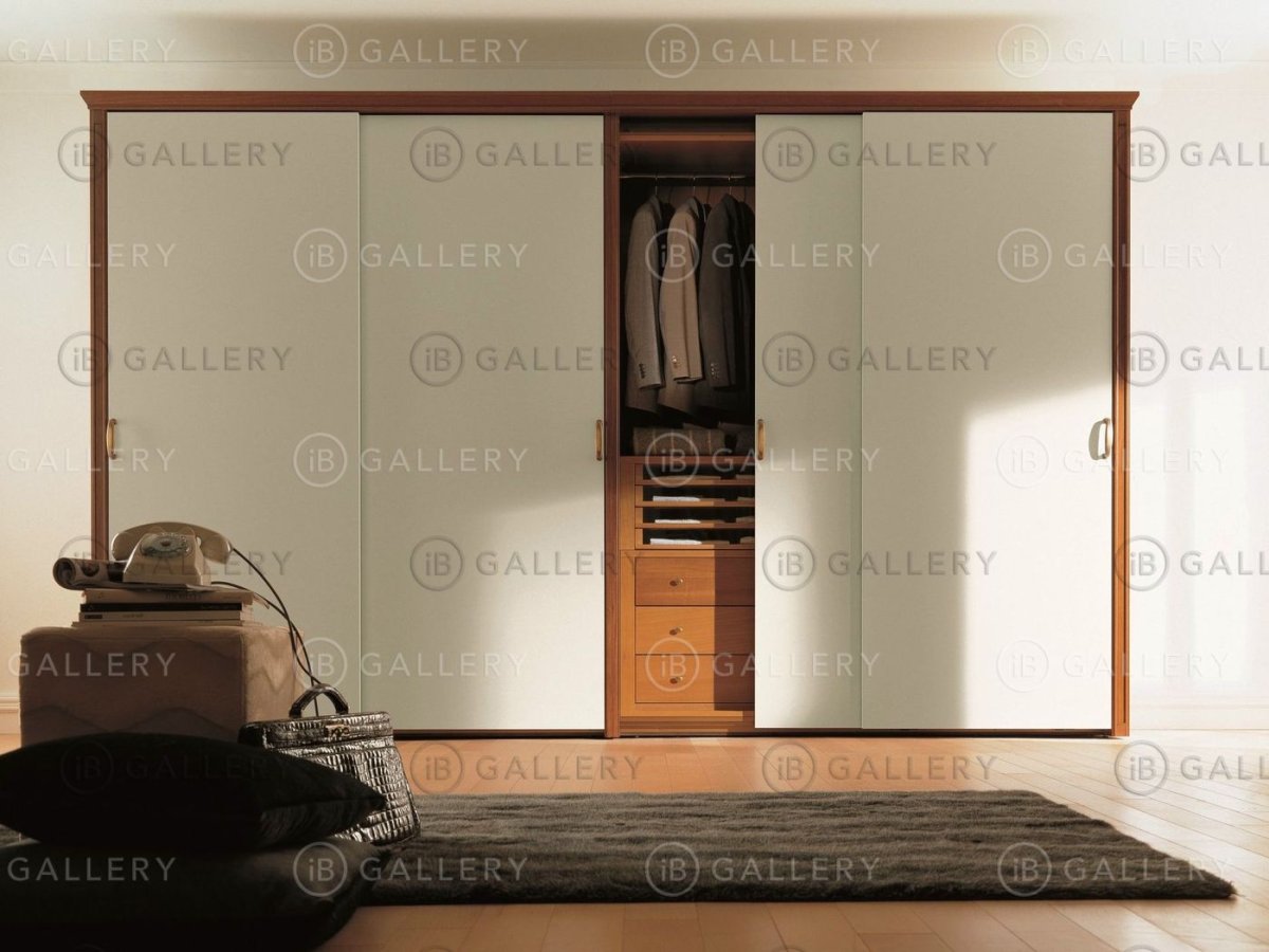 Итальянские встроенные двери шкаф