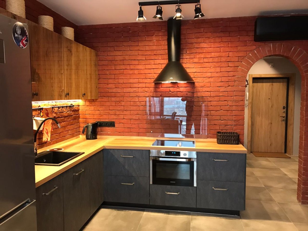 Кухонный гарнитур из кирпича