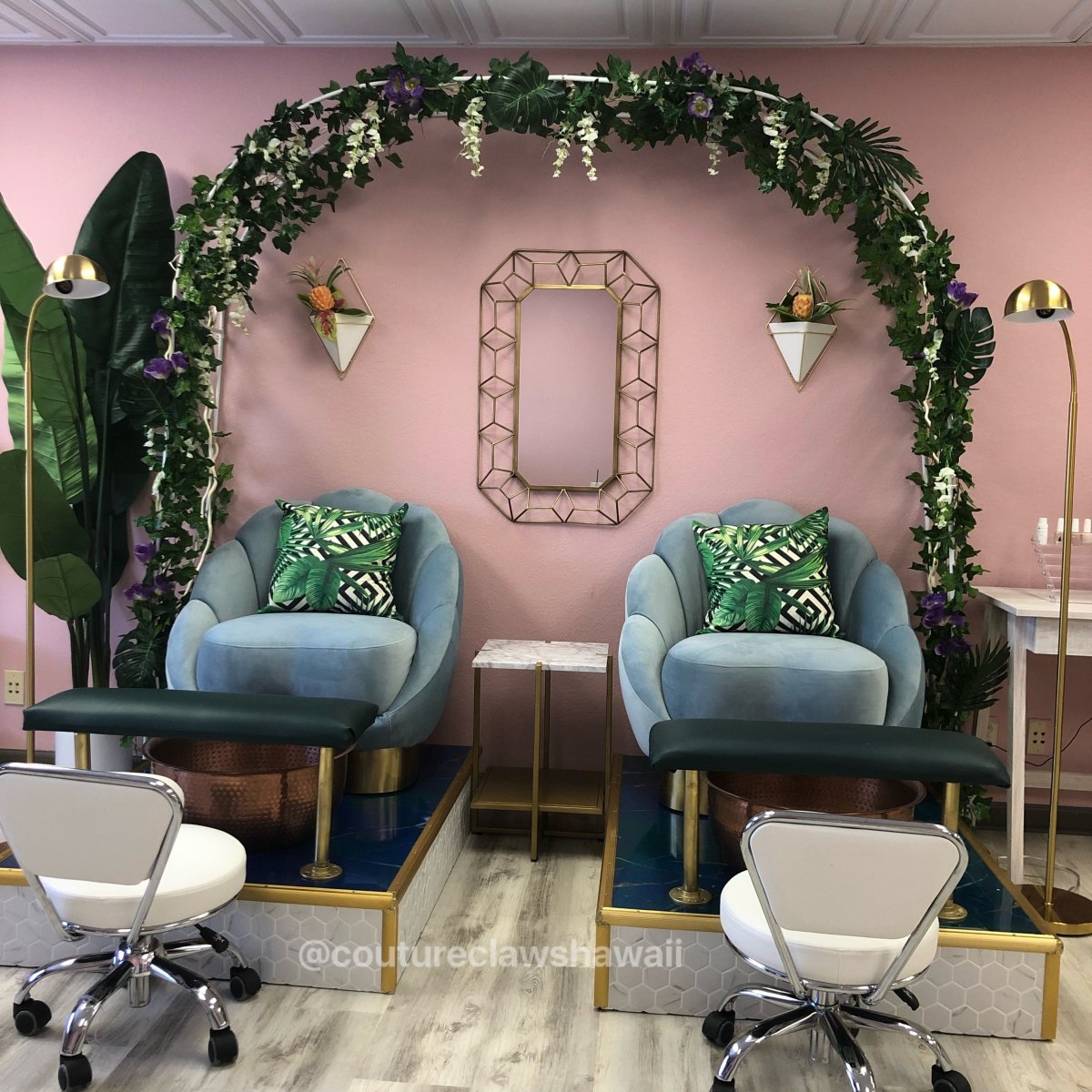 Декор для салона красоты