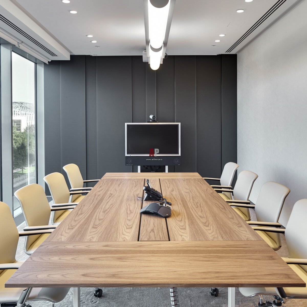 Логотип в переговорной