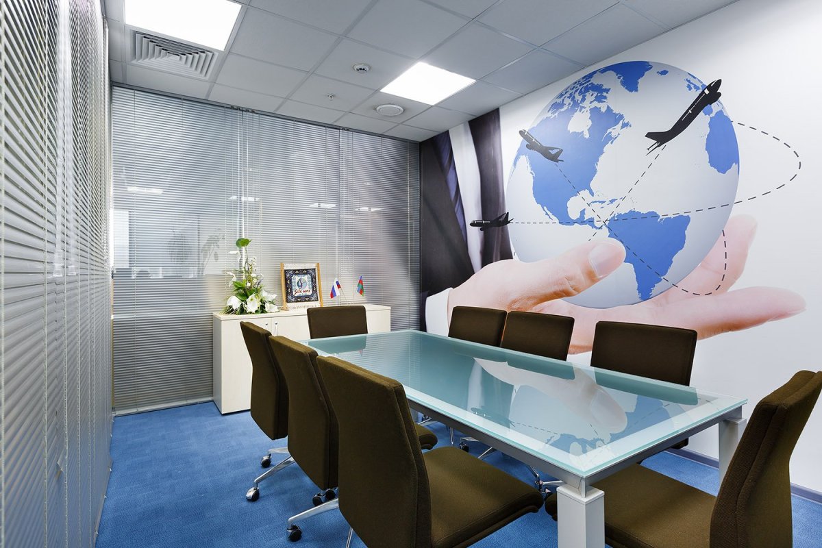 Интерьер переговорной