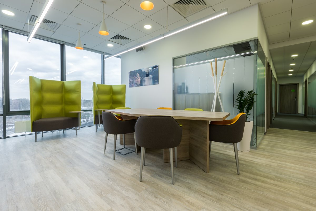 Зона переговоров в офисе