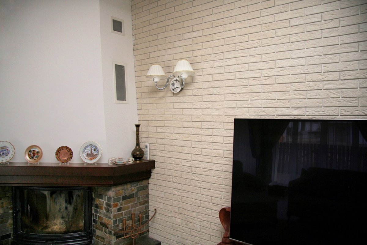 Декоративный гипсовый кирпич