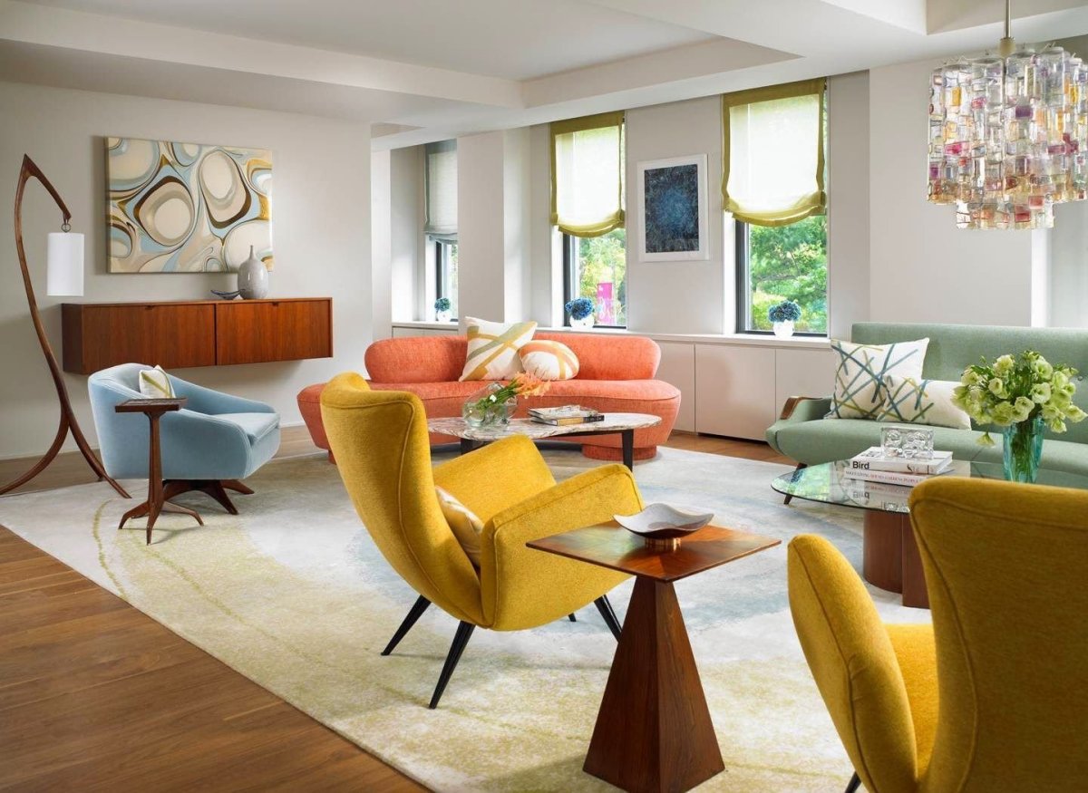 Картина в уютном интерьере