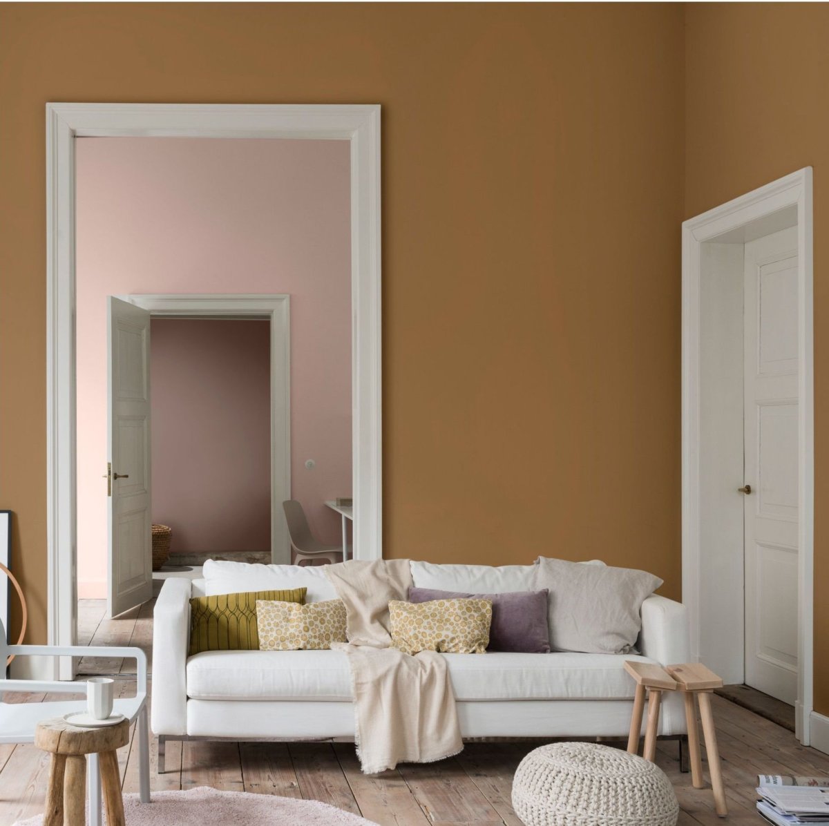 Гостиная в оранжевом цвете